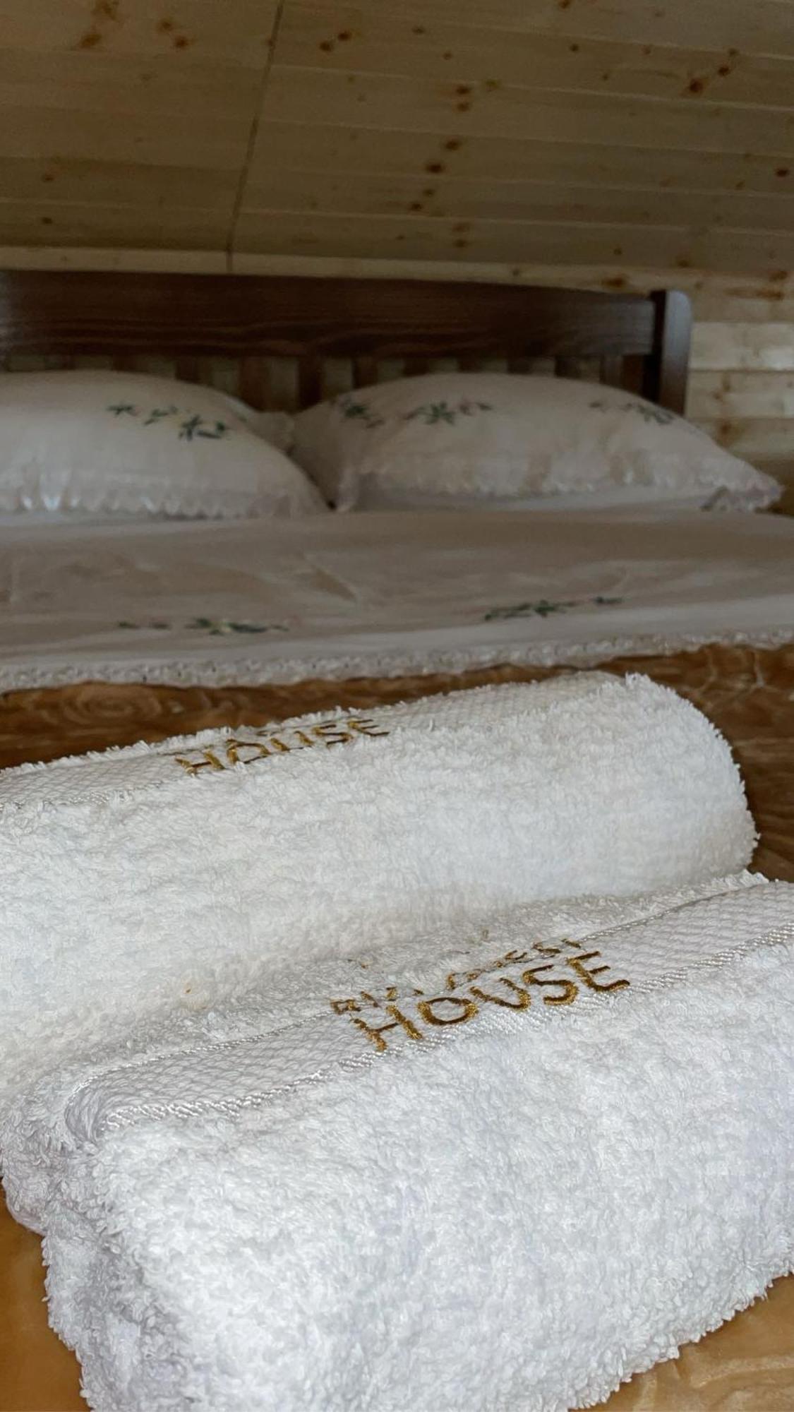 Riza Guest House Puke Exterior foto