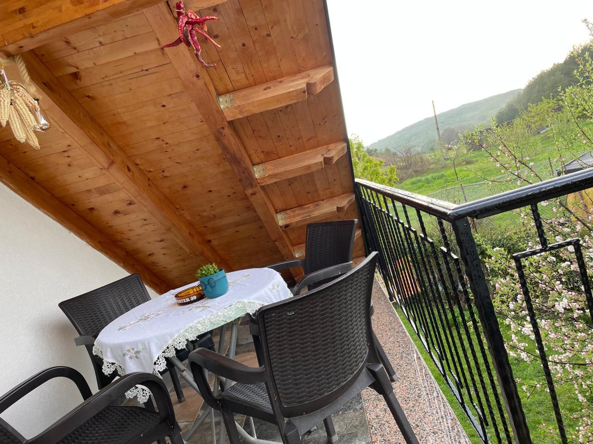 Riza Guest House Puke Exterior foto